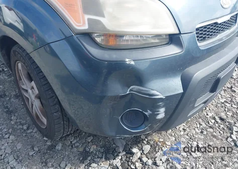 2011 Kia Soul + from USA, damaged, VIN KNDJT2A26B7275535